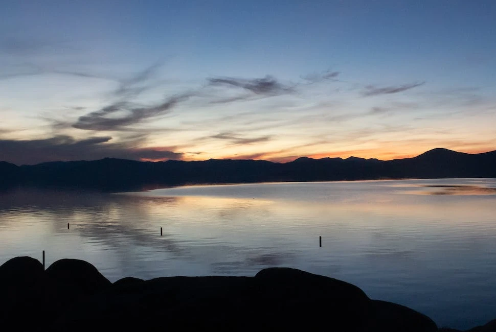 Exploring the Jewel of the Sierra: An Introduction to Lake Tahoe, CA and its Enchanting Weather